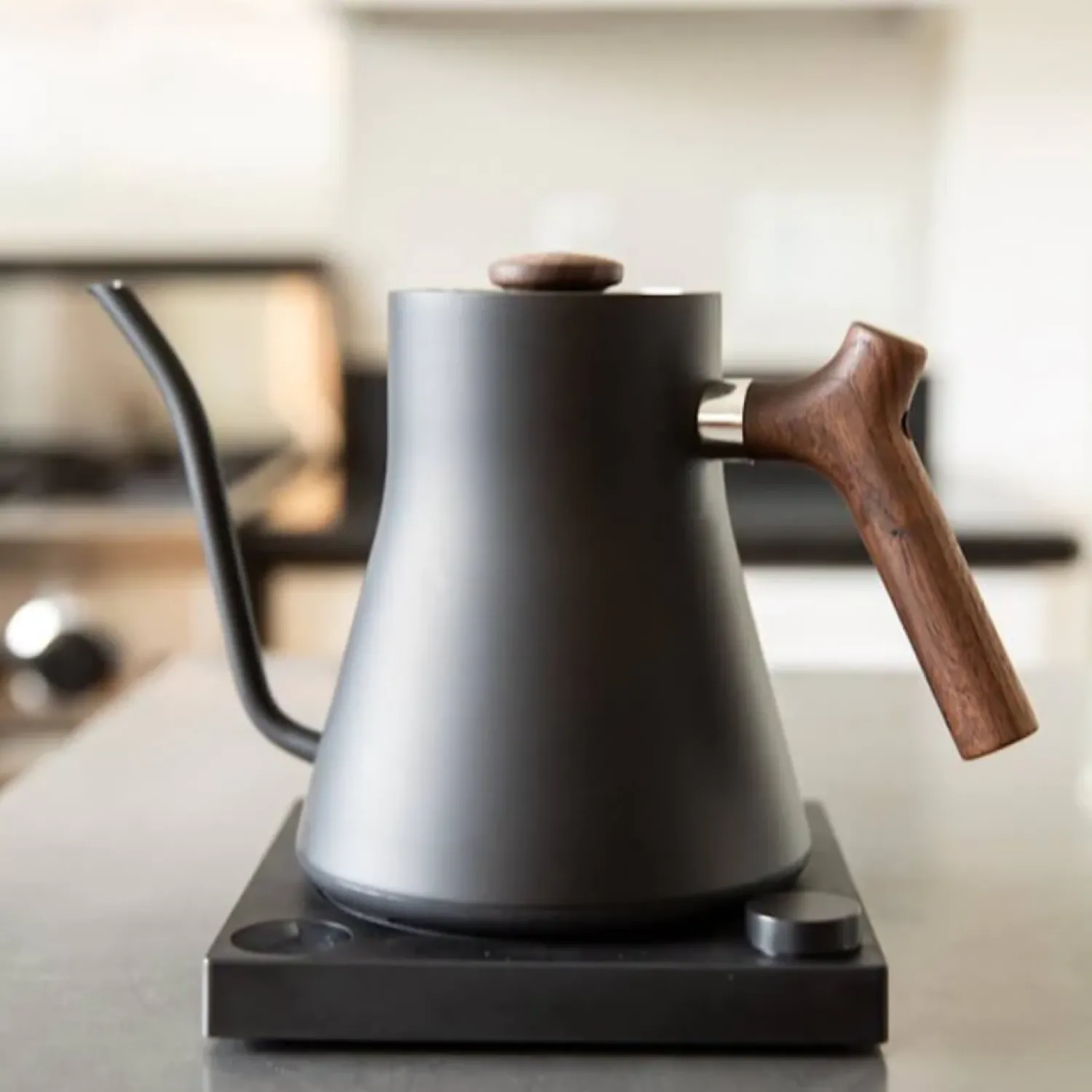 Ma Caféine Barista Tools | Barista Tools>Fellow | Stagg EKG Variable Temperature Kettle - Matte Black Walnut
